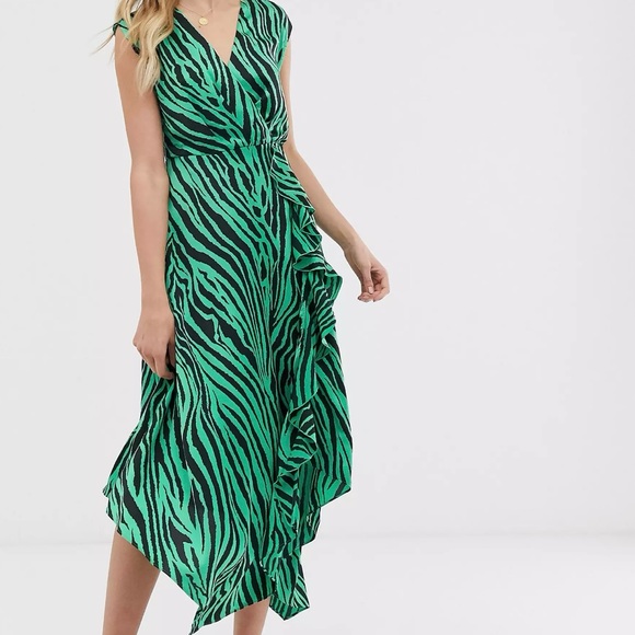 Green with Black Zebra pattern wrap dress Size 8 - Picture 2 of 4